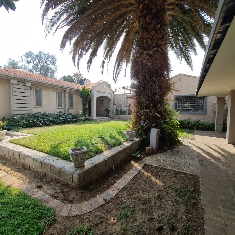 6 Bedroom Property for Sale in Sasolburg Free State